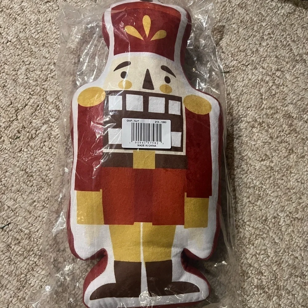 ❤️ Large Nutcracker Gingerbread Man Pillow Decor